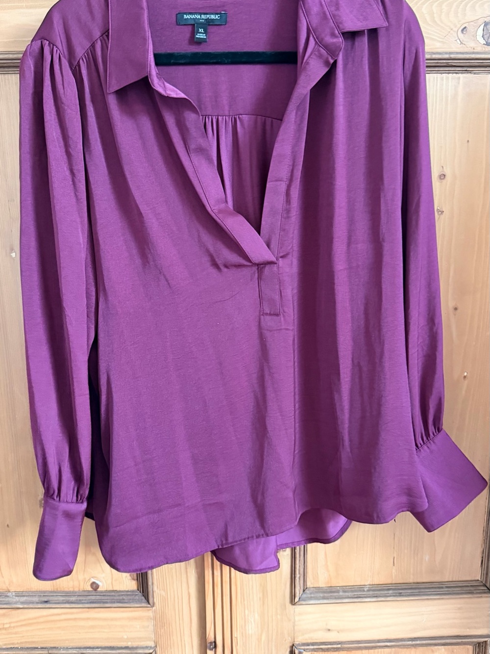 Banana Republic Factory Maroon V-Neck Long-Sleeve Blouse